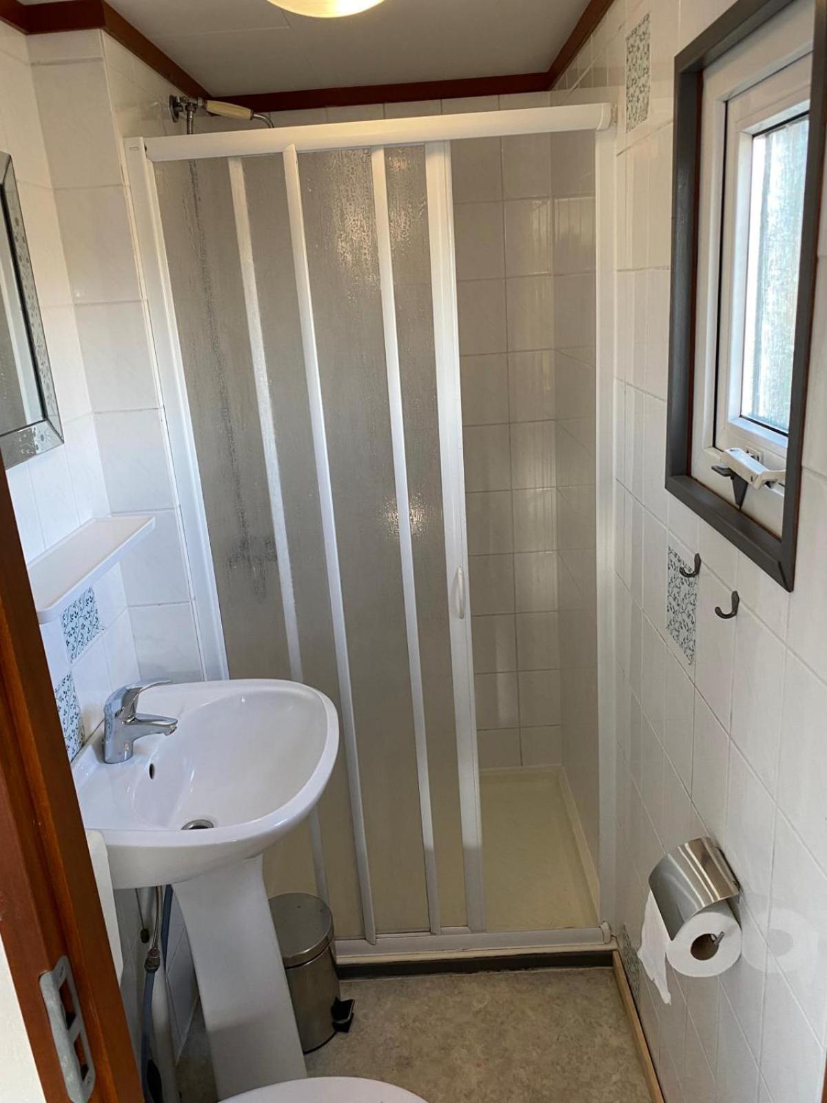 Lodge Inn Ameland T12, Inclusief Fietsen! 뷔런 외부 사진